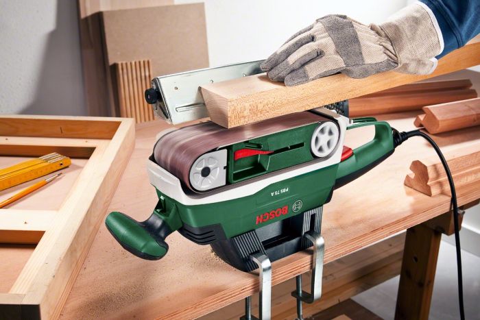 Шліфмашина стрічкова Bosch PBS 75 A, 710Вт, швидкість 350 м/хв, стрічка 533*75 мм, 0.89 кг