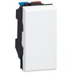 Вимикач Legrand MOSAIC 10АХ, 250В ~ з безгвинтовими зажимами (1 модуль); 1-клавішний, колір Білий