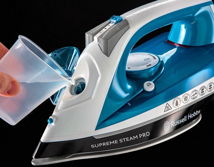 Праска Russell Hobbs Supreme Steam Pro, 2600Вт, 310мл, паровий удар -145гр, постійна пара - 40гр, керам. підошва, синій