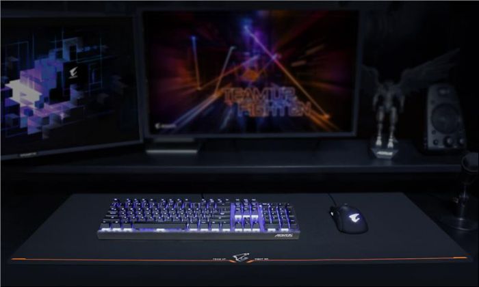 Ігрова поверхня AORUS by Gigabyte AMP900