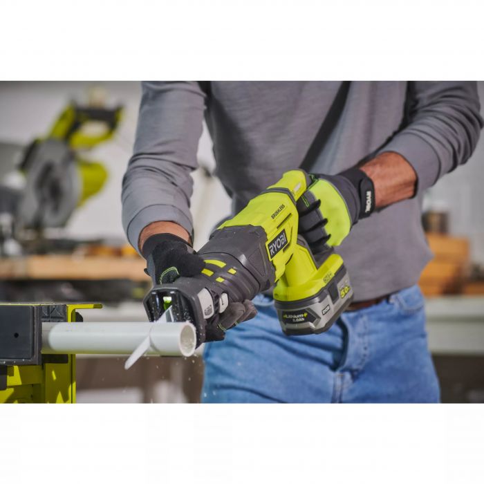 Ryobi Пила шабельна ONE+ R18RS7-0 18В, хід 30мм, 210мм, 3200 об/хв, безщіткова (без АКБ и ЗП)