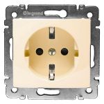 Розетка Legrand Schuko 16А 250В з шторками, автоматичні клеми Valena Classic слонова кістка