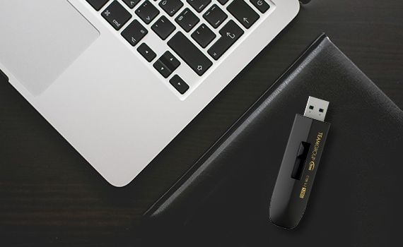 Накопичувач Team  32GB USB 3.0 C186 Black