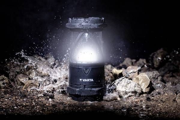 Ліхтар VARTA Кемпінговий Indestructible L30 Pro  IP67, IK08, до 450 люмен, до 360 годин роботи, 6хАА