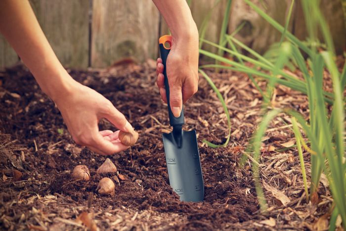 Fiskars Совок садовий Ergo, 30.5см, 140г