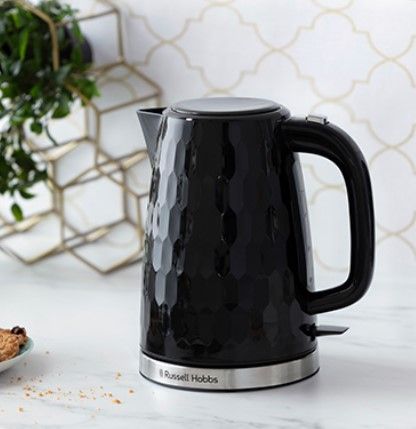 Чайник Russell Hobbs 26051-70 Honeycomb Black