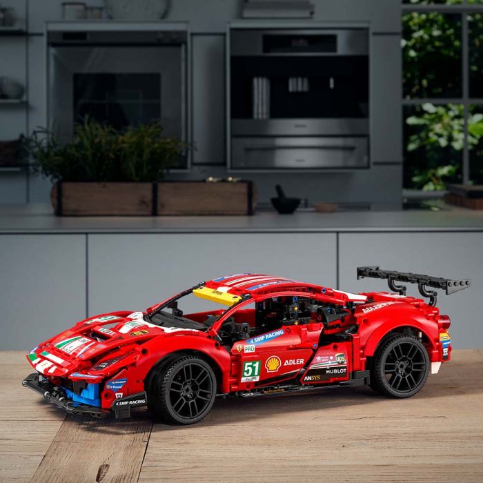 Конструктор LEGO Technic Ferrari 488 GTE “AF Corse #51” 42125