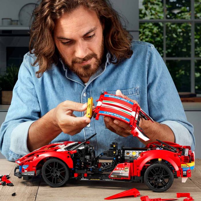 Конструктор LEGO Technic Ferrari 488 GTE “AF Corse #51” 42125