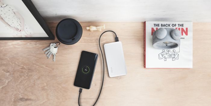 Портативний зарядний пристрій Trust Primo 15000 mAh White