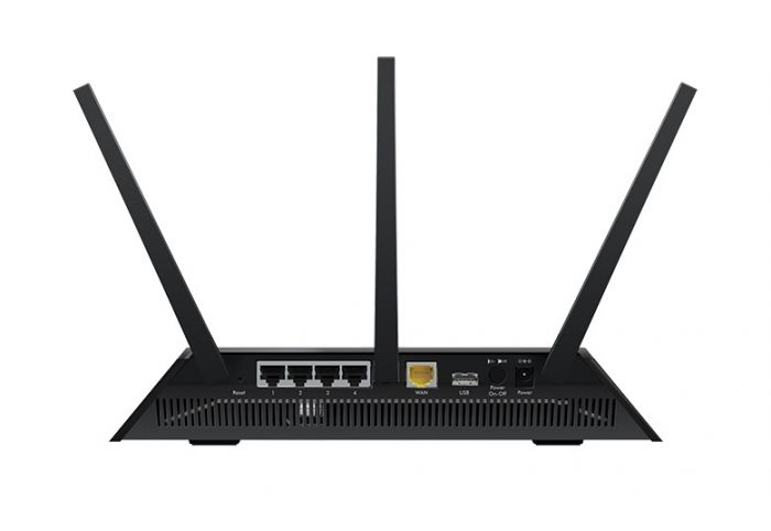 Маршрутизатор NETGEAR R7000 Nighthawk AC1900, 4xGE LAN, 1xGE WAN, 1xUSB 3.0, 1xUSB 2.0, 3x зовнішн. ант.