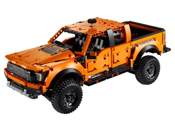 Конструктор LEGO Technic Ford F-150 Raptor 42126