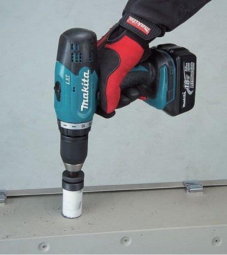 Шуруповерт-дриль Makita DDF453RFE3, акум, 18В, 3Ah 3шт., 0-400/0-1300 об/хв, 42Нм, 1.8кг, кейс