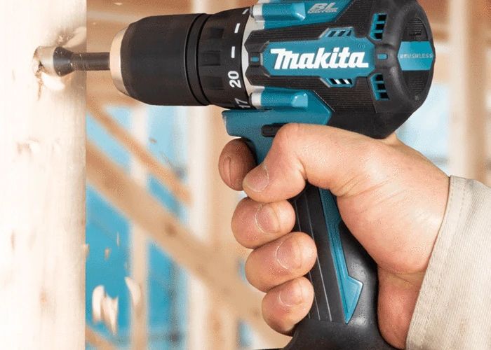 Шуруповерт-дриль Makita DDF487Z, акум., 18В, 0-500/0-1700 об/хв, 1.5-13мм, 40/25 Нм, 1.3 кгm SOLO