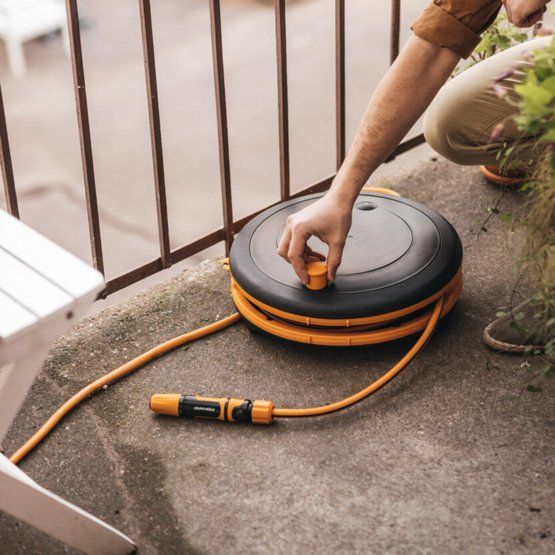 Fiskars Котушка зі шлангом Watering 9мм (3/8") 15м та набором аксесуарів, 44 см, 3020г