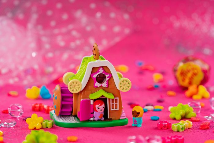 Ігрова фігурка Jazwares Nanables Small House Містечко солодощів, Крамниця "Печиво з молоком"