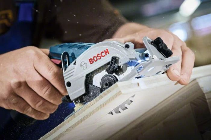 Пила циркулярна Bosch GKS 12V-26, акум., 12В, диск 85мм, 1400 об/хв, 1.4кг