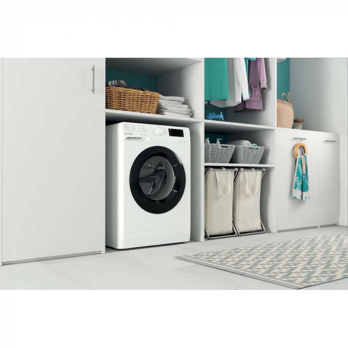 Пральна машина з фронт. завант. Indesit OMTWSE61051WKUA, 6кг, 1000, A+++, 43см, Дисплей, Білий