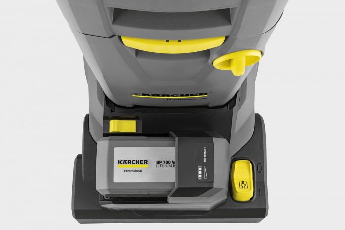 Машина для миття підлоги Karcher BR 30/4 C акуиуляторна