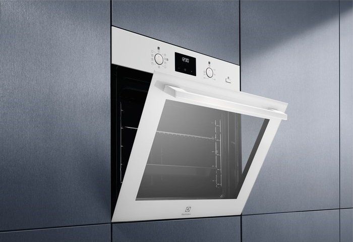 Духова шафа електрична Electrolux OED3H50TW