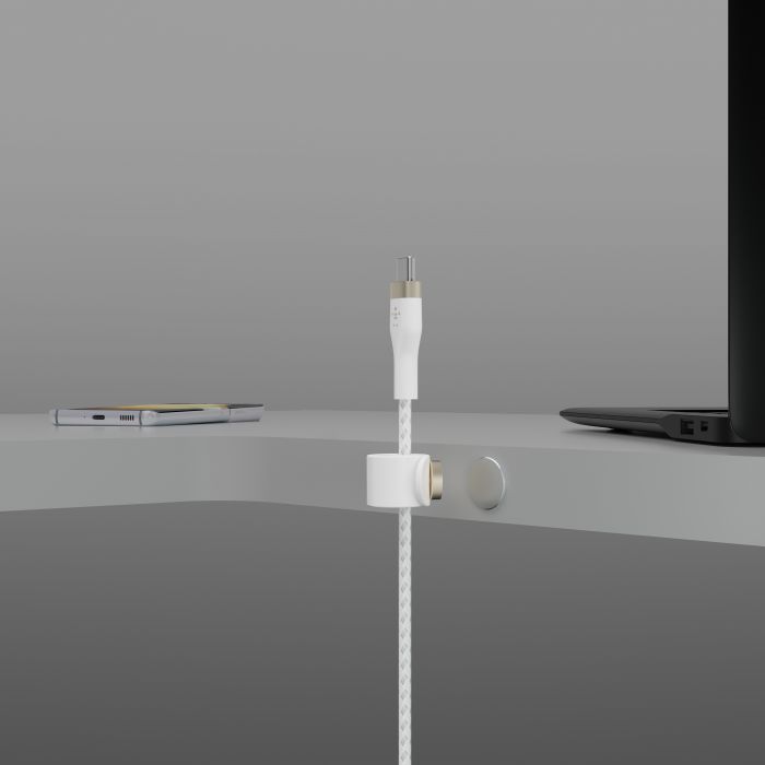 Кабель Belkin USB-С - USB-C плетений, силіконовий, з ремінцем на магніті, 1м, білий