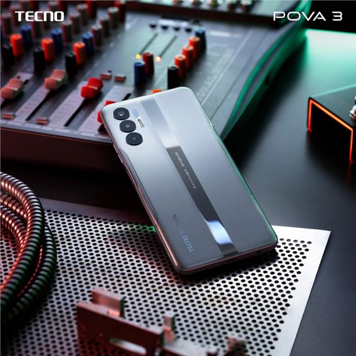 Смартфон TECNO POVA-3 (LF7n) 6/128Gb NFC 2SIM Tech Silver