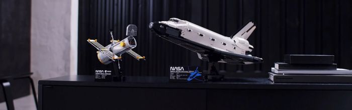 Конструктор LEGO Icons NASA: Космічний шатл "Діскавері”