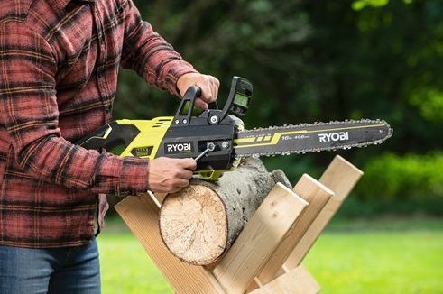 Пила ланцюгова акумуляторна Ryobi RY36CSX40B-160P, шина 40см Oregon MAX POWER 36В, АКБ 1х6Аг, безщіткова, бічний двигун