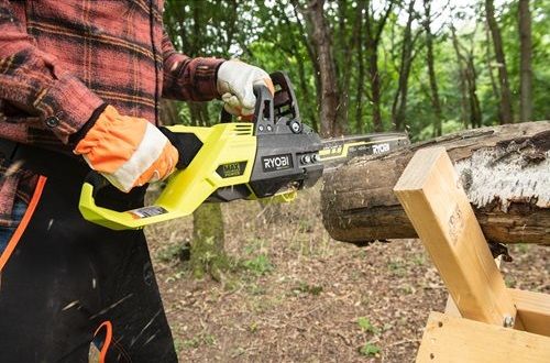 Пила ланцюгова акумуляторна Ryobi RY36CSX40B-160P, шина 40см Oregon MAX POWER 36В, АКБ 1х6Аг, безщіткова, бічний двигун