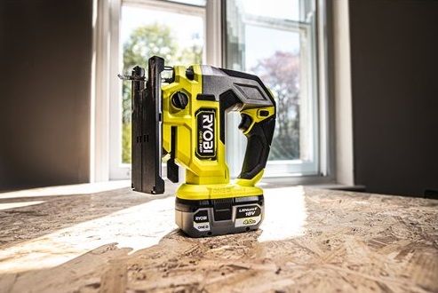 Лобзик Ryobi RJS18-0 акумуляторний ONE+ НР, безщітковий, 18В, 4 режими ходу, електроніка, що стежить (без АКБ і ЗУ)