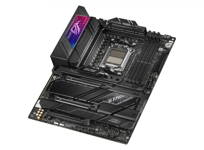 Материнcька плата ASUS ROG STRIX X670E-E GAMING WIFI sAM5 X670 4xDDR5 M.2 HDMI-DP WiFi BT ATX