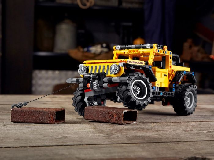 Конструктор LEGO Technic Jeep Wrangler