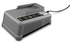 Швидкозарядний пристрій Karcher Battery Power+ 18/60, 18В, 3 Аг, 0.854 кг Швидкозарядний пристрій Karcher Battery Power+ 18/60, 18В, 3 Аг, 0.854 кг