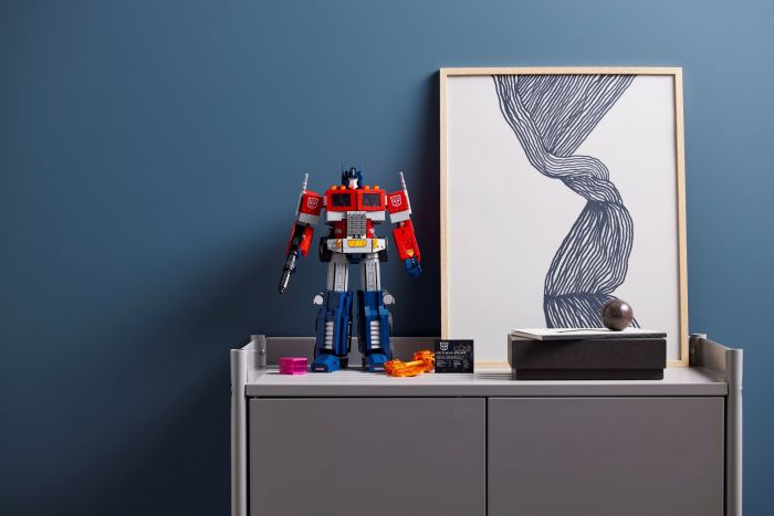 Конструктор LEGO Icons Optimus Prime