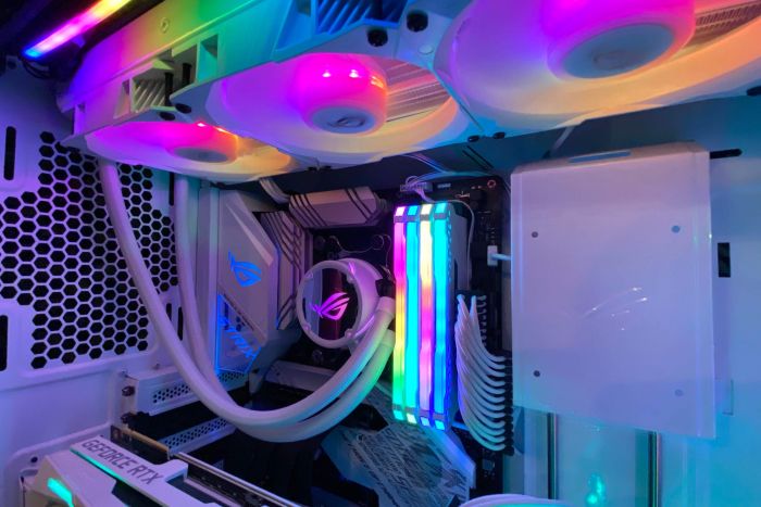 Система жидкостного охлаждения ASUS ROG STRIX LC 360 RGB WHITE EDITION Intel: LGA 115x, 1366, 2011, 2011-3, 2066;AMD: AM4, TR4/sTRX4*, RGB WHITE EDITION