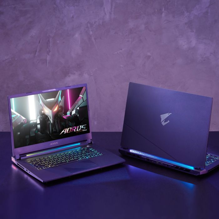 Ноутбук AORUS 15.6 QHD 165Hz/Intel i7-13700H/16/1TB/NVD4070-8/DOS