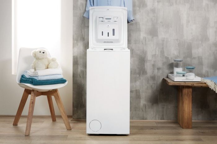 Пральна машина з верт. завант. Indesit BTWE71253PEU, 7кг, 1200, A+++, 40см, Дисплей, Білий