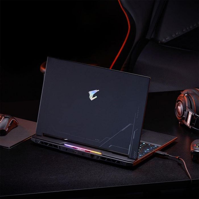 Ноутбук AORUS 15.6 QHD, Intel i7-13700HX, 16GB, F1TB, NVD4070-8, DOS, чорний