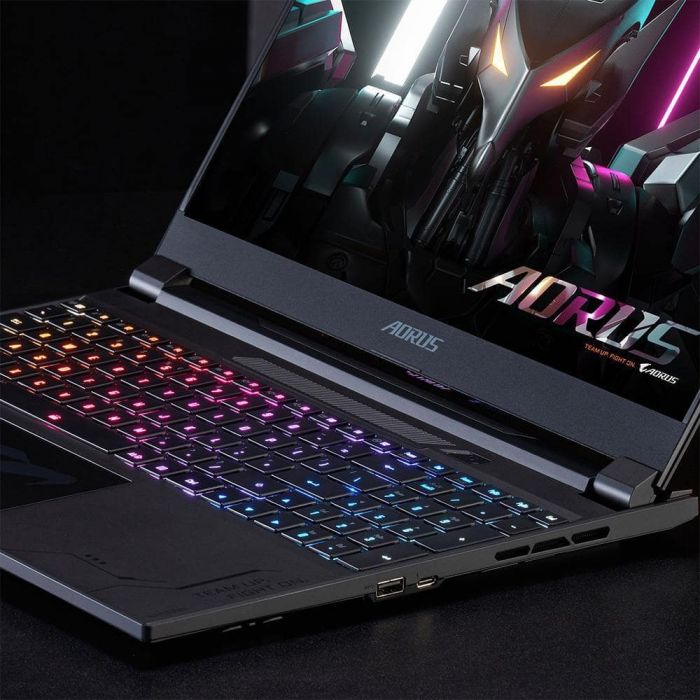 Ноутбук AORUS 15.6 QHD, Intel i7-13700HX, 16GB, F1TB, NVD4070-8, DOS, чорний