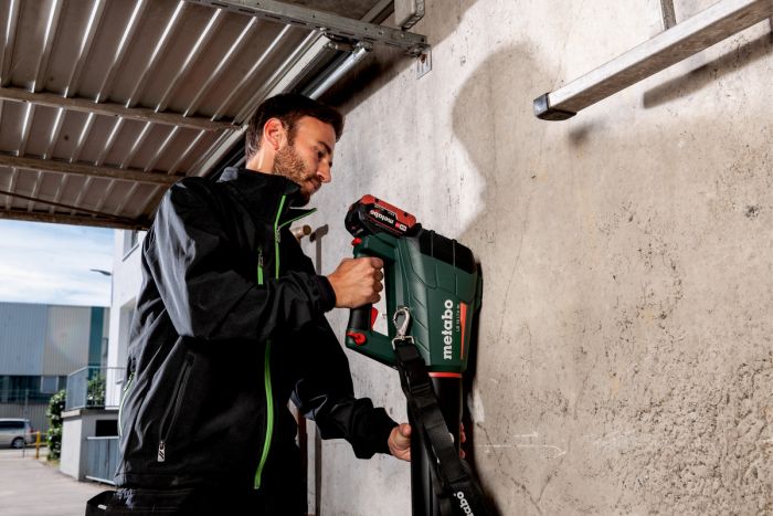 Повітродув садовий акумуляторний Metabo LB 18 LTX BL, Li-Power 18В, 150км/г, 650м3/г, 2.1кг, без АКБ та ЗУ