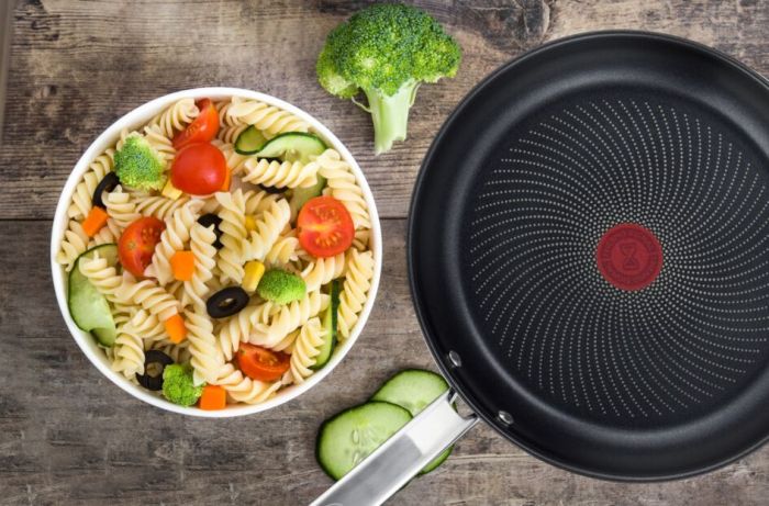 Сковорідка Tefal Intuition 24 cм, нержавіюча сталь