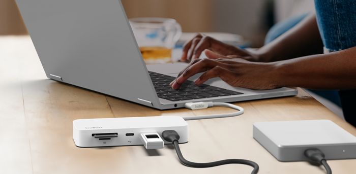 Адаптер Belkin USB-C 6в1 Ethernet Multiport Dock with Mount