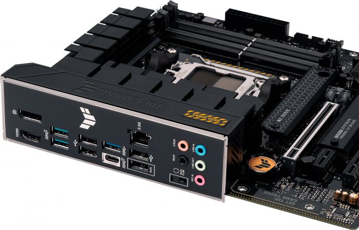 Материнcька плата ASUS TUF GAMING B650M-PLUS sAM5 B650 4xDDR5 M.2 HDMI DP mATX