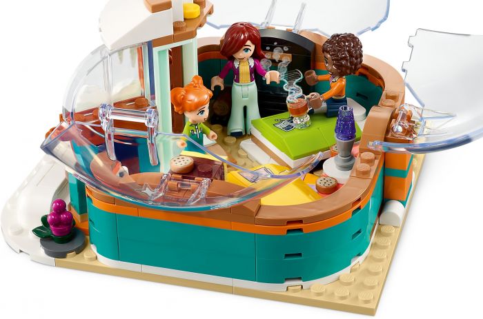 Конструктор LEGO Friends Святкові пригоди в іглу