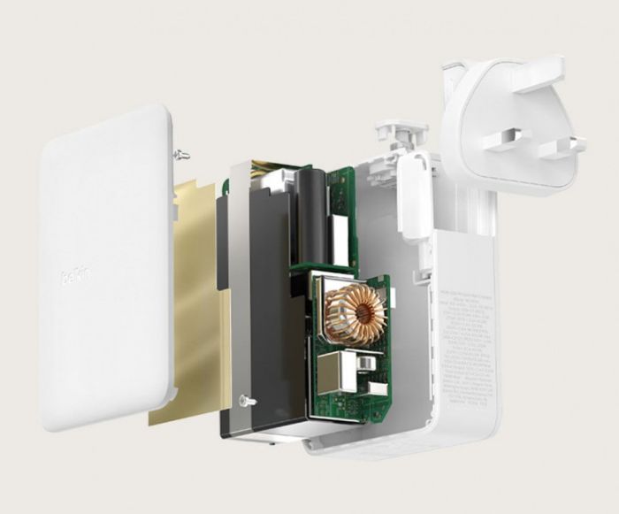 Зарядний пристрій мережевий Belkin 140Вт 3хUSB-С GAN PD PPS, USB-A, білий