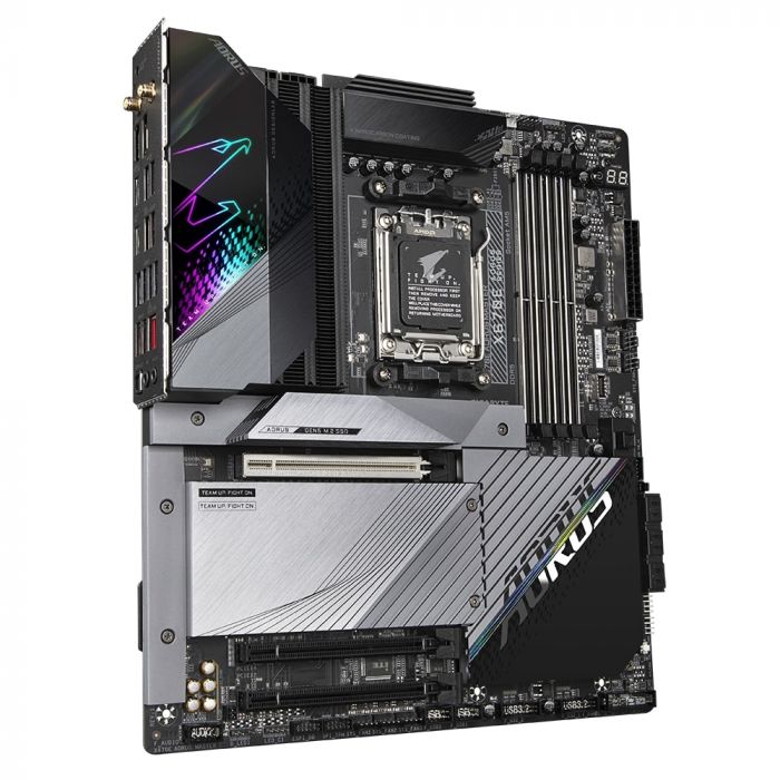 Материнська плата GIGABYTE X670E AORUS MASTER sAM5 X670 4xDDR5 M.2 HDMI DP Wi-Fi BT mATX