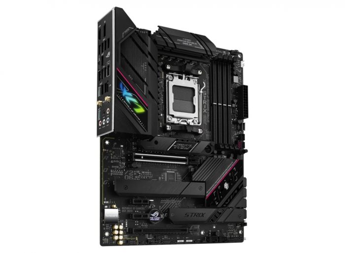 Материнcька плата ASUS ROG STRIX B650E-F GAMING WIFI sAM5 B650 4xDDR5 M.2 HDMI DP WiFi BT ATX