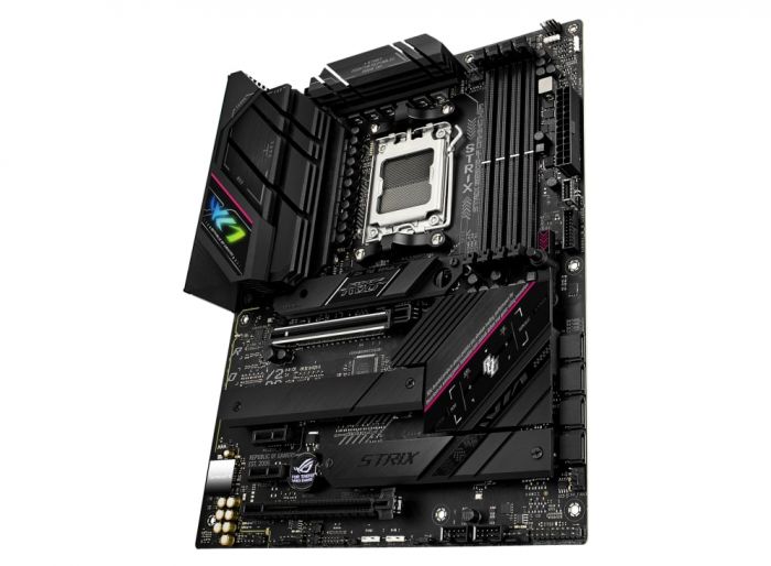 Материнcька плата ASUS ROG STRIX B650E-F GAMING WIFI sAM5 B650 4xDDR5 M.2 HDMI DP WiFi BT ATX