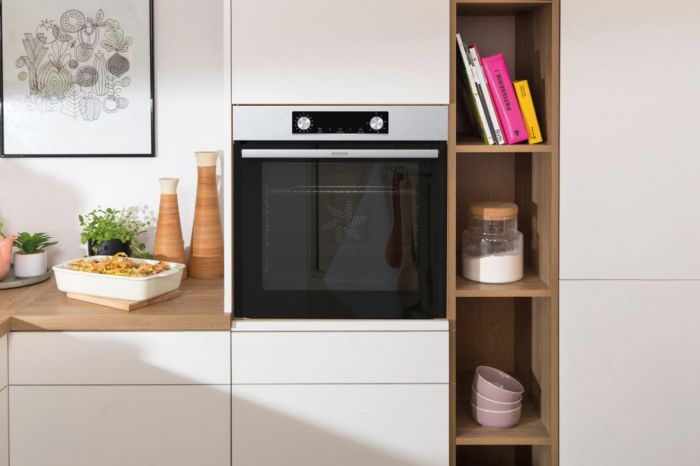 Духова шафа Gorenje електрична, 77л, A+, дисплей, IconLed, нерж