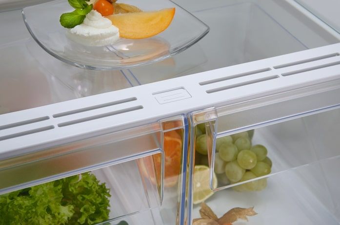 Холодильник Electrolux вбудований з нижн. мороз., 177x54х55, холод.відд.-192л, мороз.відд.-61л, 2дв., А+, Combi, інв., диспл внутр., білий