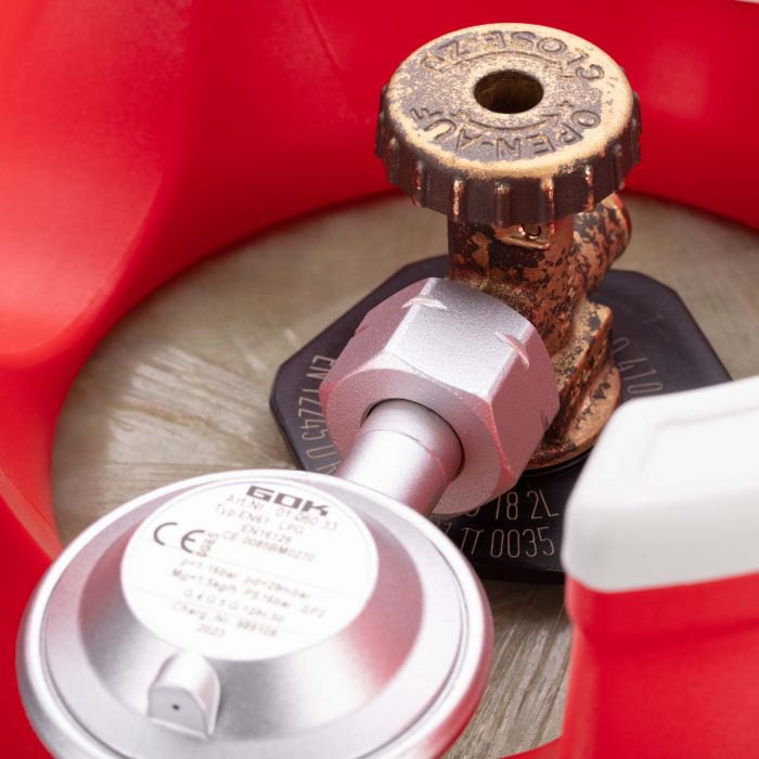 Комплект GOK підключення газового балону з вентилем Shell та KLF (редуктор 1шт, шланг 2м, хомут 2шт)